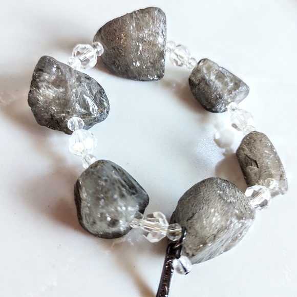 Chunky Gray Statement Necklace & Bracelet by KENNETH COLE - Picture 6 of 13